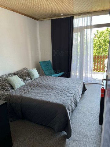 Eladó családi ház, Siófokon 198 M Ft, 9 szobás