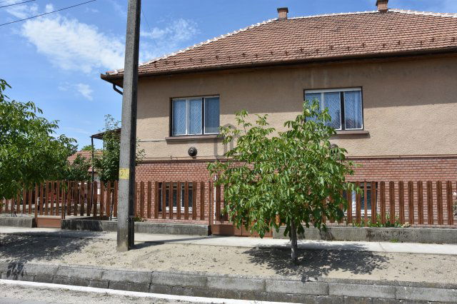 Kiadó családi ház, albérlet, Dunaharasztin 200 E Ft / hó