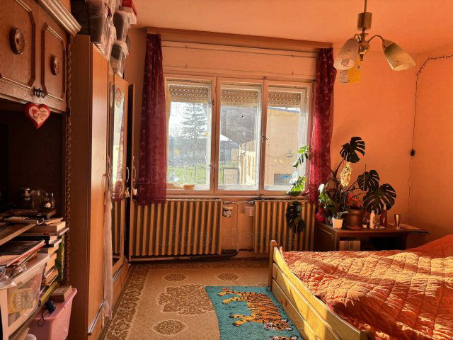 Eladó családi ház, Bajnán 44.9 M Ft, 3 szobás