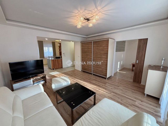 Eladó téglalakás, Szombathelyen 44.9 M Ft, 2 szobás