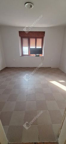 Eladó családi ház, Szegváron 16.95 M Ft, 3 szobás