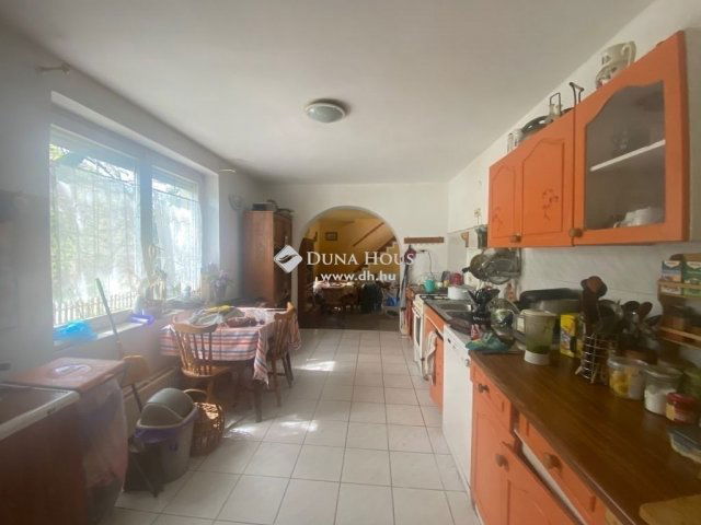 Eladó ikerház, Veresegyházon 99.7 M Ft, 6 szobás