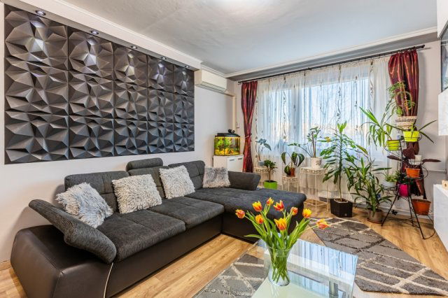 Eladó panellakás, Budapesten, XV. kerületben 74.9 M Ft, 3 szobás