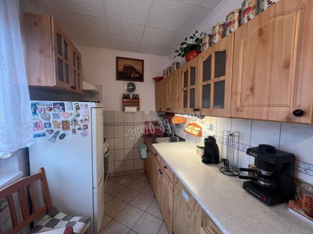 Eladó panellakás, Tatabányán, Gábor Áron utcában 53.9 M Ft