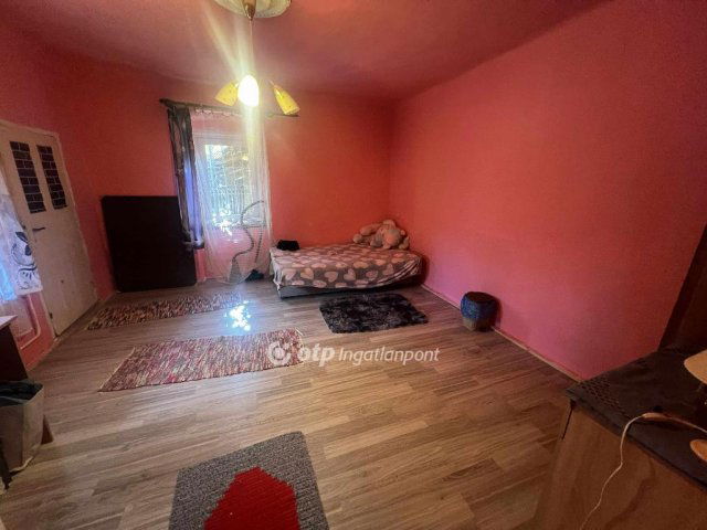 Eladó családi ház, Tápiószelén 14.9 M Ft, 3 szobás