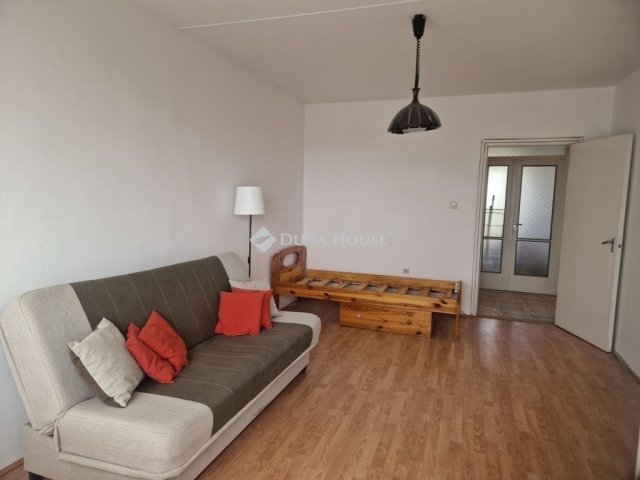 Eladó panellakás, Pécsett 47.9 M Ft, 2 szobás