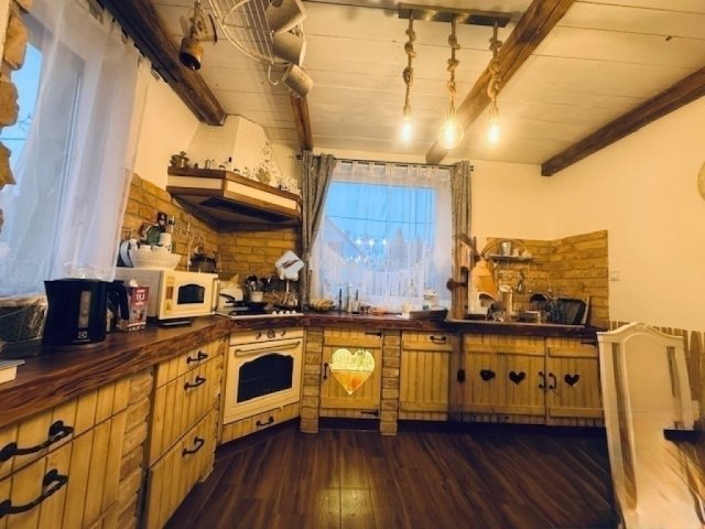 Eladó családi ház, Vecsésen 137.9 M Ft, 4 szobás