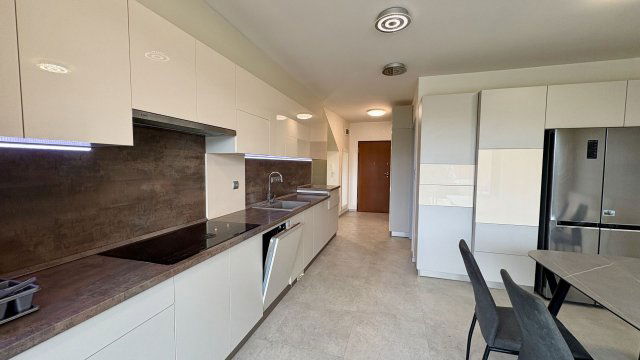 Kiadó téglalakás, albérlet, Debrecenben 495 E Ft / hó, 4 szobás