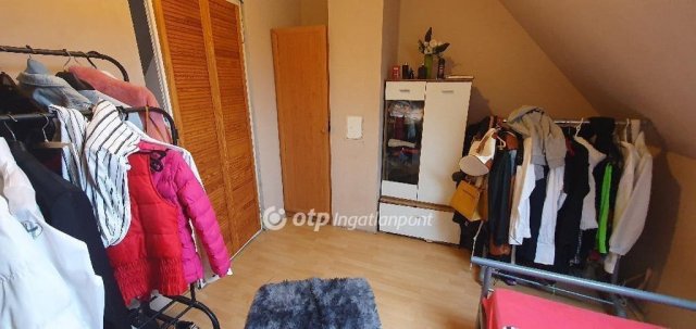 Eladó családi ház, Veszprémben 61.9 M Ft, 2+2 szobás