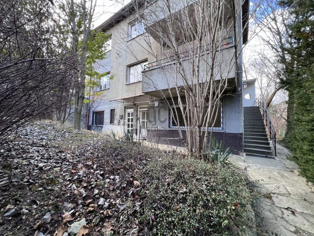 Eladó téglalakás, Budapesten, XII. kerületben 69.9 M Ft