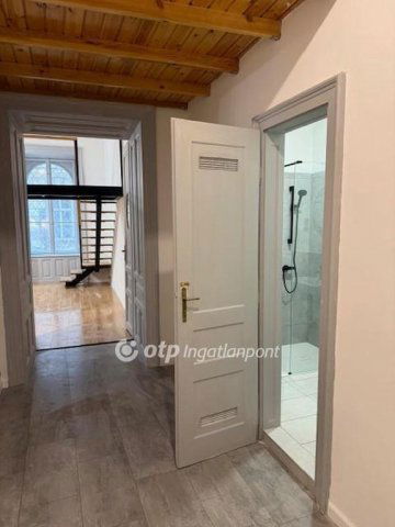 Eladó téglalakás, Budapesten, VIII. kerületben 90 M Ft