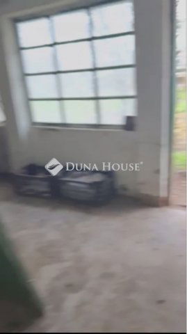 Eladó családi ház, Magyarhomorogon 3.8 M Ft, 2 szobás