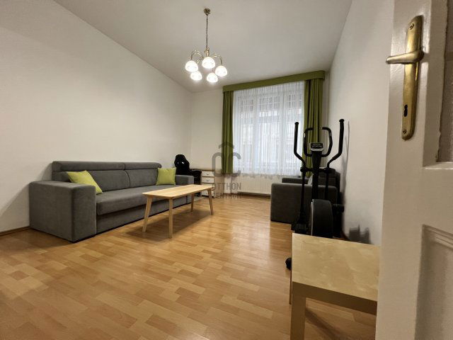 Kiadó téglalakás, albérlet, XIII. kerületben, Katona József utcában