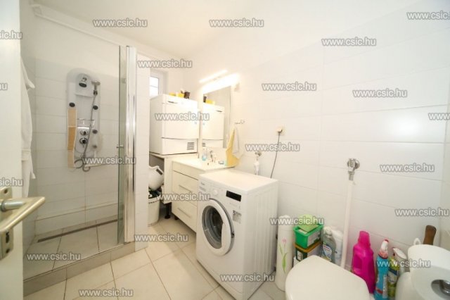 Eladó ikerház, Budapesten, III. kerületben 177 M Ft, 5+1 szobás