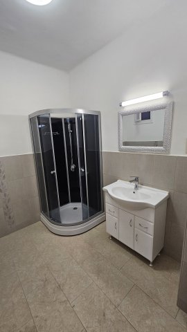 Eladó téglalakás, Komlón, Tompa Mihály utcában 50 M Ft