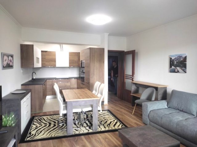 Kiadó téglalakás, albérlet, Debrecenben 350 E Ft / hó, 3 szobás