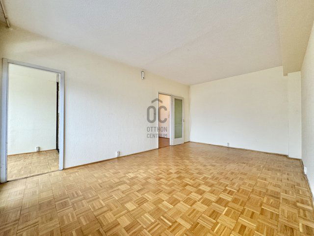 Eladó panellakás, Budapesten, II. kerületben 108 M Ft, 3 szobás