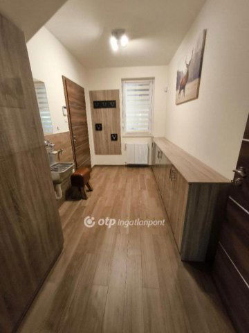 Eladó családi ház, Solymáron 279 M Ft, 6 szobás