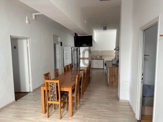 Kiadó hotel, Polgáron 2600 E Ft / hó / költözzbe.hu