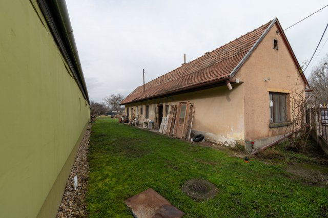 Eladó családi ház, Székesfehérvárott 74.75 M Ft, 3 szobás