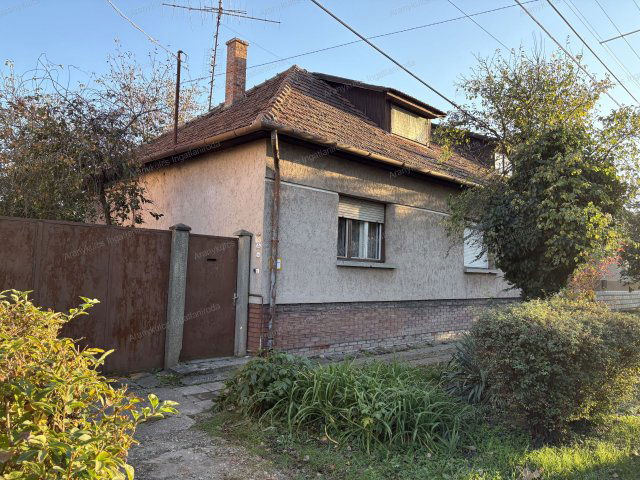 Eladó családi ház, Gyulán 35.99 M Ft, 4 szobás