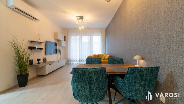 Eladó téglalakás, Balatonszemesen 159.9 M Ft, 3 szobás