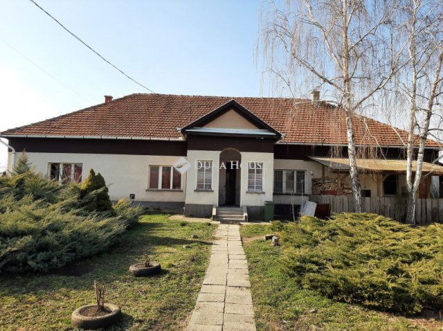 Eladó családi ház, Pusztamonostoron 39 M Ft, 6+2 szobás