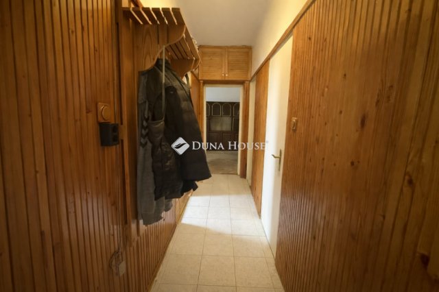 Eladó téglalakás, Budapesten, XVIII. kerületben 68.5 M Ft