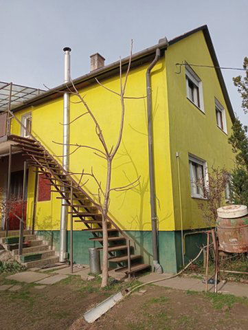 Eladó családi ház, Szigethalmon 97 M Ft, 6 szobás