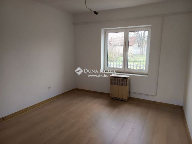 Eladó családi ház, Tápiógyörgyén 28.9 M Ft, 2 szobás