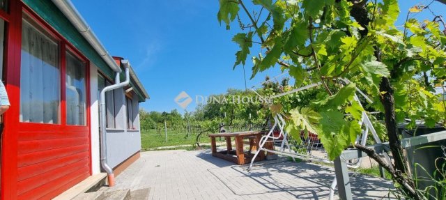 Eladó családi ház, Zalacsányon 89 M Ft, 2 szobás