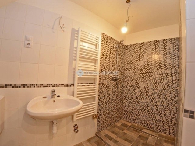 Eladó ikerház, Budapesten, XIX. kerületben 139.9 M Ft, 5 szobás