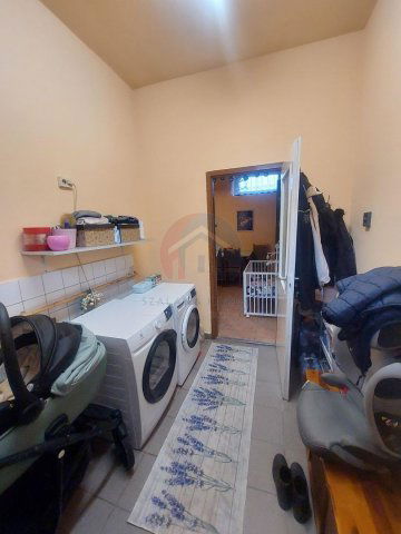 Eladó családi ház, Sopronkövesden 59 M Ft, 6 szobás