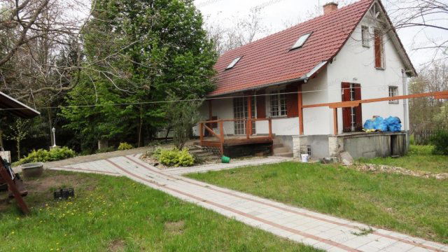 Eladó családi ház, Kecskeméten 90 M Ft, 4 szobás