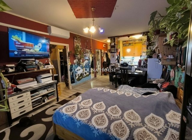 Eladó téglalakás, Budapesten, XVII. kerületben 65.9 M Ft