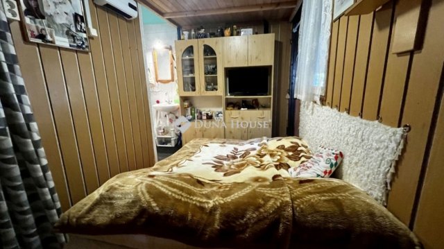 Eladó családi ház, Szombathelyen 14 M Ft, 1 szobás