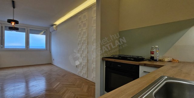 Kiadó panellakás, albérlet, XIV. kerületben, Tihany utcában