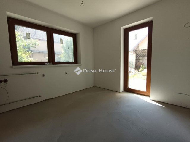 Eladó családi ház, Ráckevén 42.9 M Ft, 4 szobás