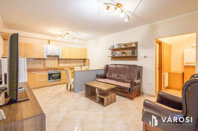 Kiadó téglalakás, albérlet, Hódmezővásárhelyen 220 E Ft / hó