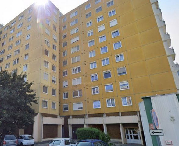 Eladó panellakás, Győrött 45 M Ft, 2 szobás