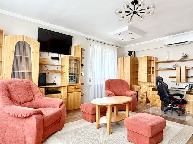 Kiadó családi ház, albérlet, Hosszúpályin 480 E Ft / hó