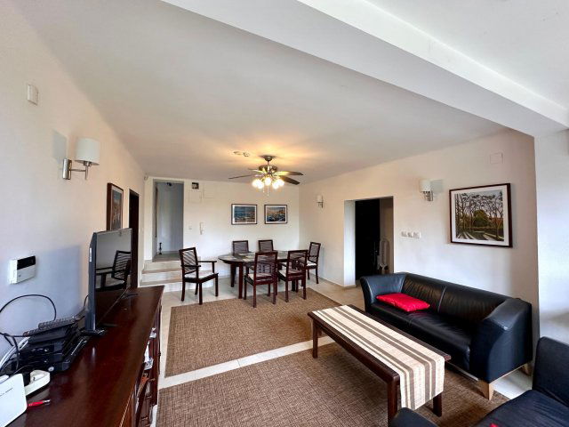 Eladó nyaraló, Tihanyban 320 M Ft, 4 szobás