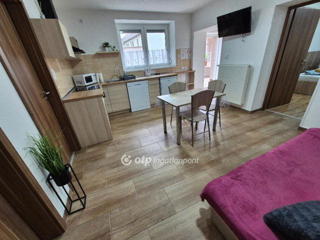 Eladó hotel, Csongrádon 165 M Ft / költözzbe.hu