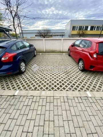 Eladó garázs, Budapesten, XVIII. kerületben 3.45 M Ft