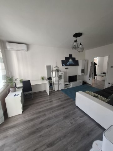 Eladó panellakás, Debrecenben 67 M Ft, 2 szobás