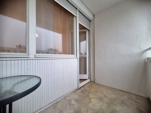 Eladó panellakás, Budapesten, III. kerületben 66.5 M Ft, 2 szobás