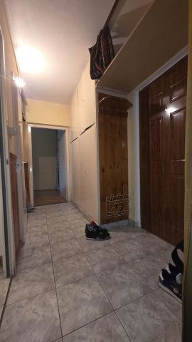 Eladó panellakás, Székesfehérvárott 48.99 M Ft, 2 szobás