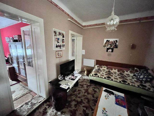 Eladó családi ház, Szihalmon 23 M Ft, 3 szobás