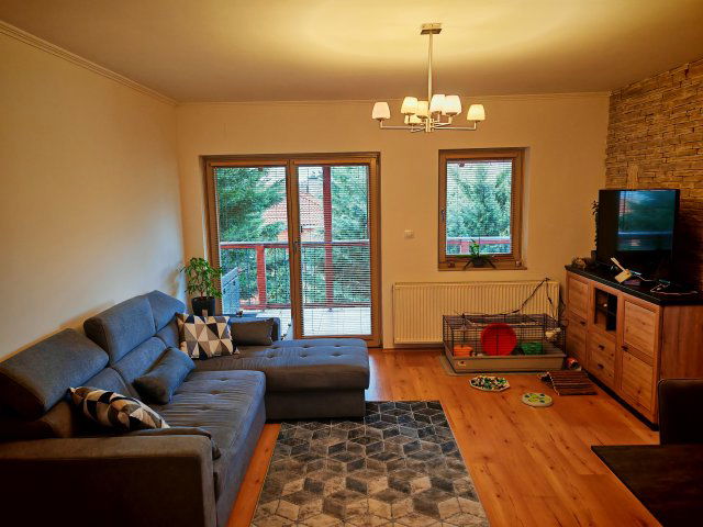 Kiadó téglalakás, albérlet, Pécsett 250 E Ft / hó, 2+2 szobás