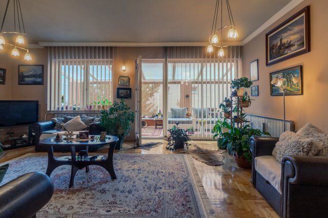 Eladó családi ház, Miskolcon 125 M Ft, 6 szobás